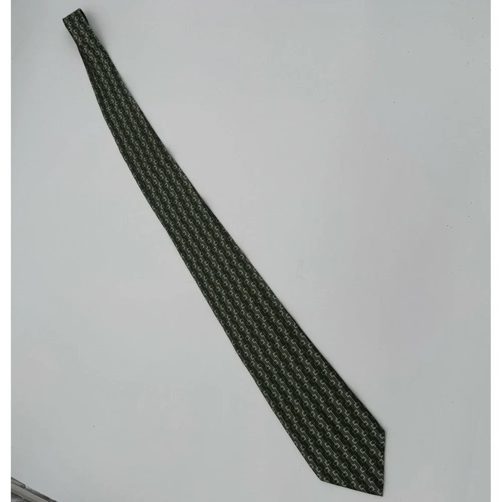 Gucci Green Geometric Silk Tie‎ 4 Inch 58 Inch Made In Italy Luxury